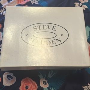 Steve Madden size 10